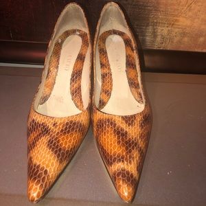 Animal print heels,  all leather, Made in Italy.